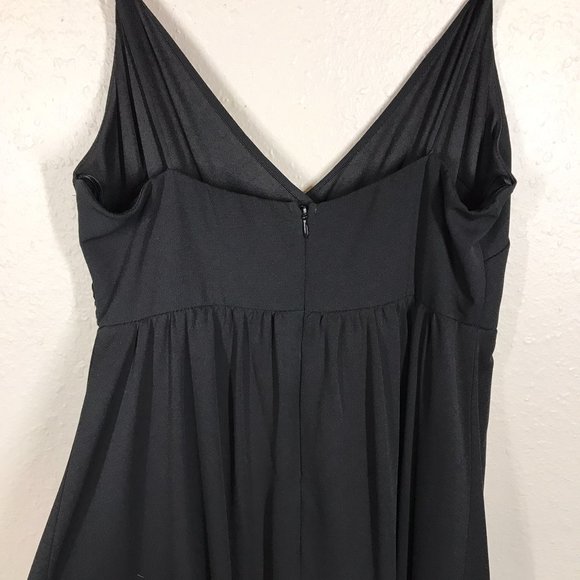 Lulu's Black V-Neck flowy maxi-dress - Picture 8 of 11